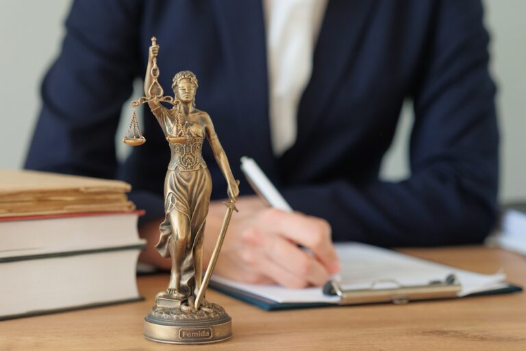 Fullerton DUI attorney near me, Petty theft lawyer Fullerton CA, Misdemeanor defense attorney Fullerton